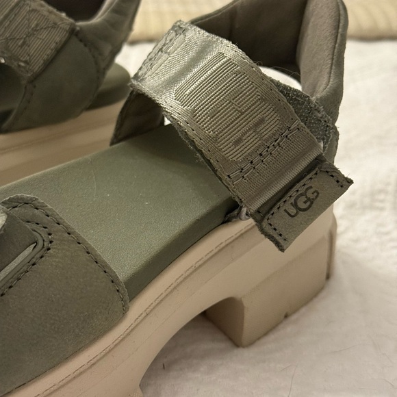 UGG Dark Green Platform Sandals - Picture 3 of 4